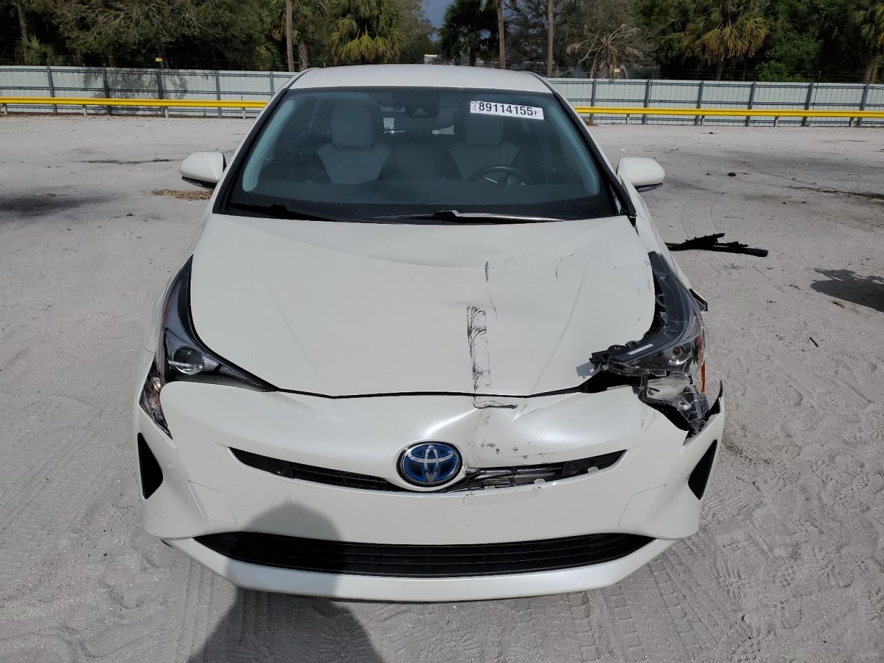 2017 Toyota Prius - Image 5