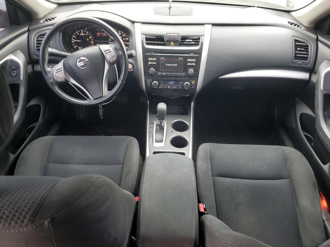 2015 Nissan Altima - Image 8