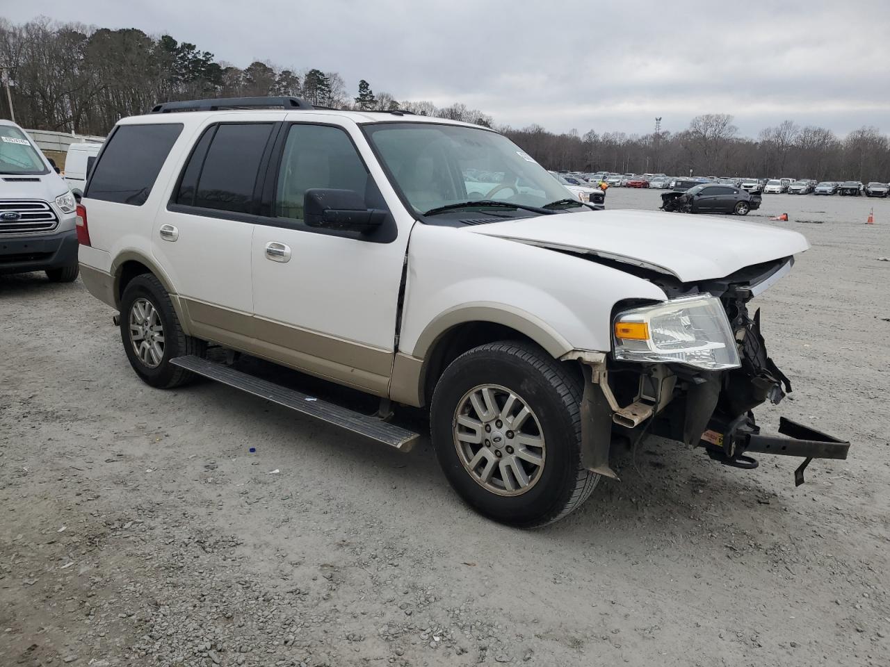 2010 Ford Expedition - Image 4
