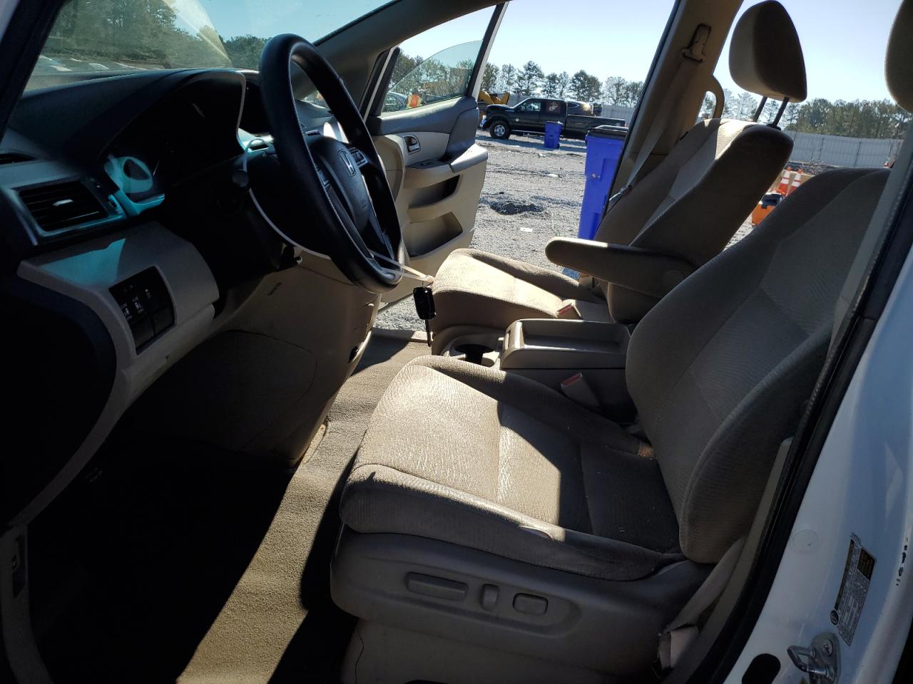 2011 Honda Odyssey - Image 7