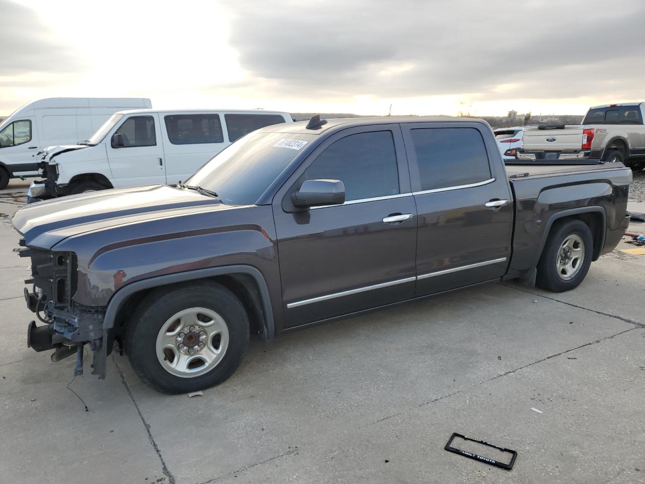 2015 GMC Sierra - Image 1