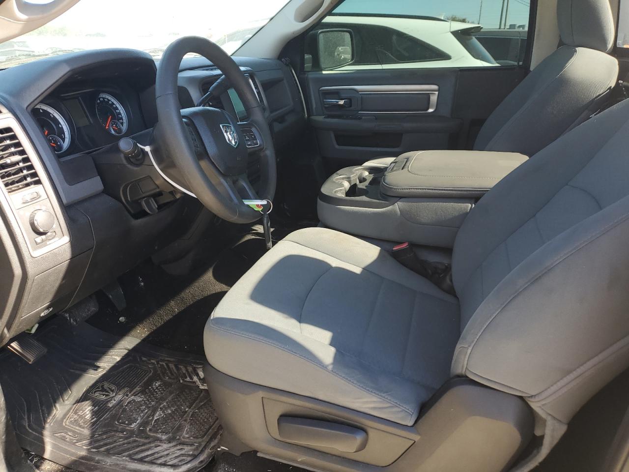 2013 RAM 1500 - Image 7