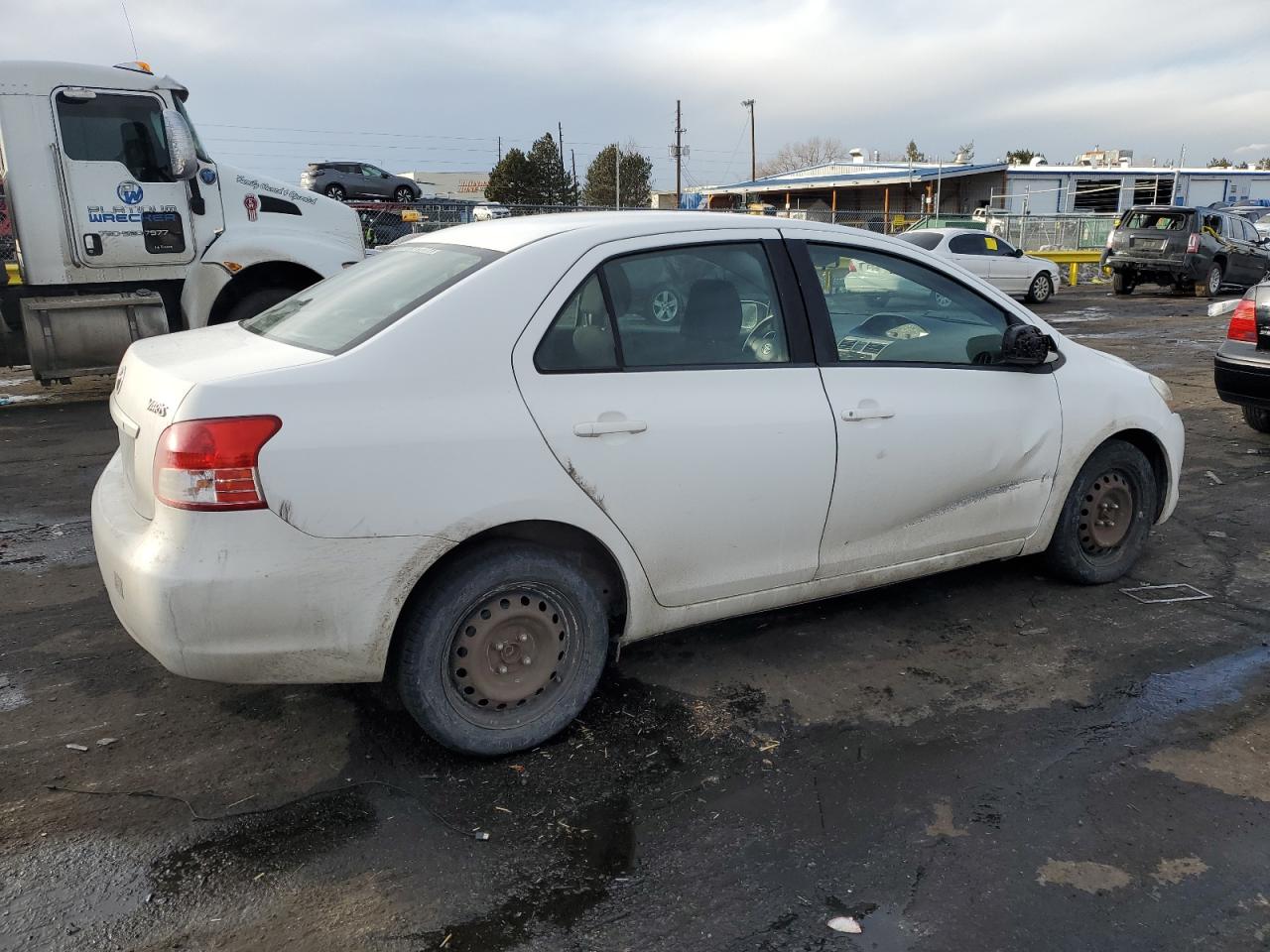 2009 Toyota Yaris - Image 3