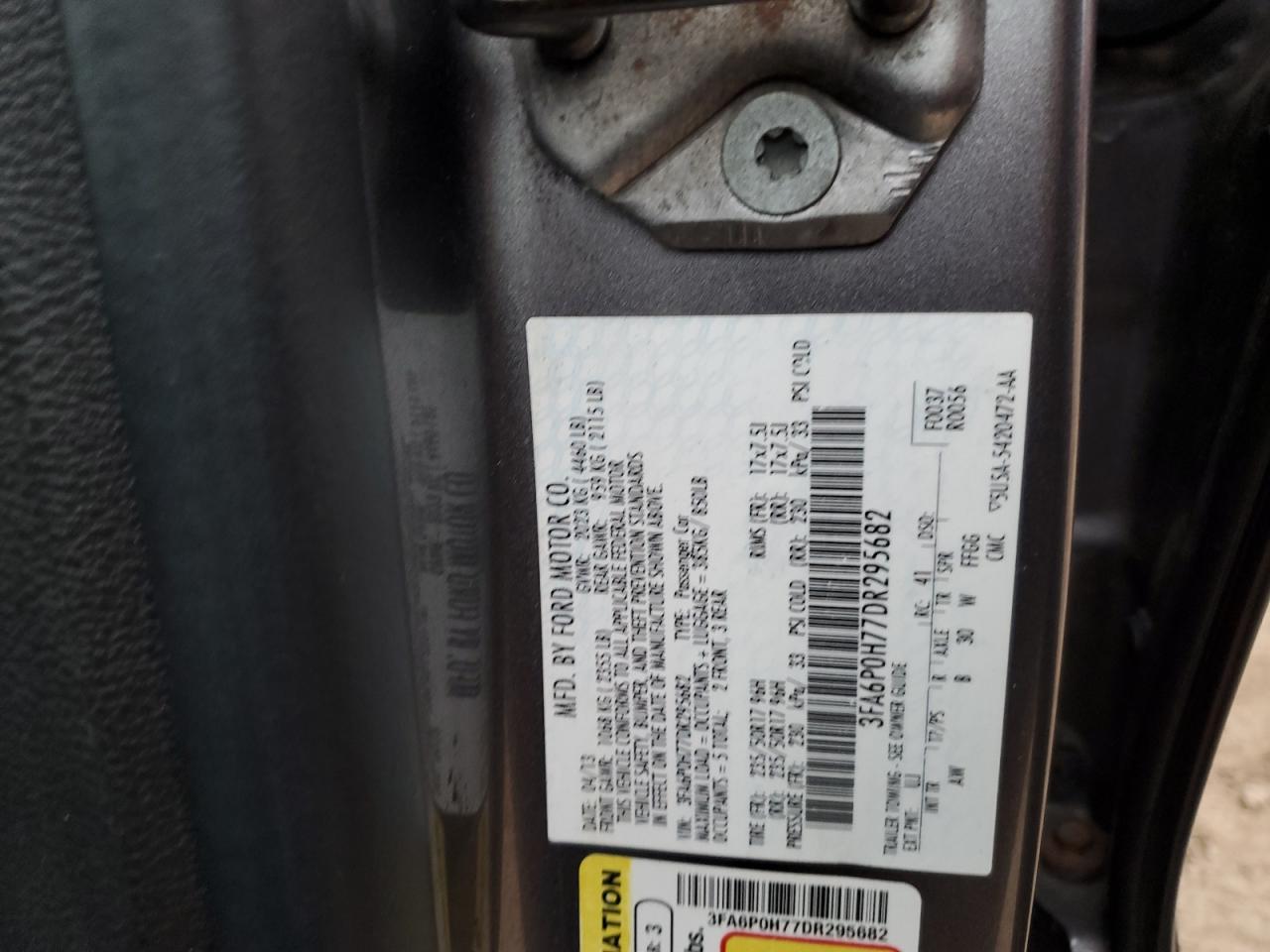 2013 Ford Fusion - Image 14