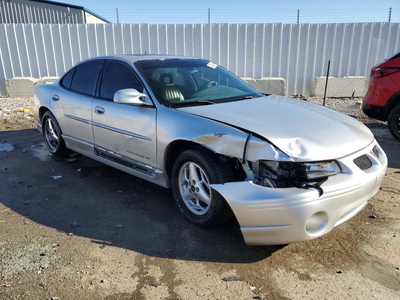 2002 Pontiac Grand Prix - Image 4