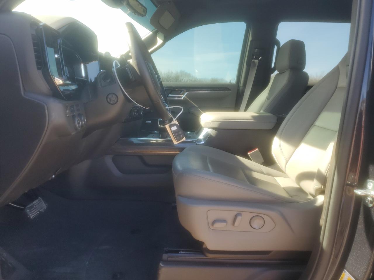 2023 Chevrolet Silverado - Image 7