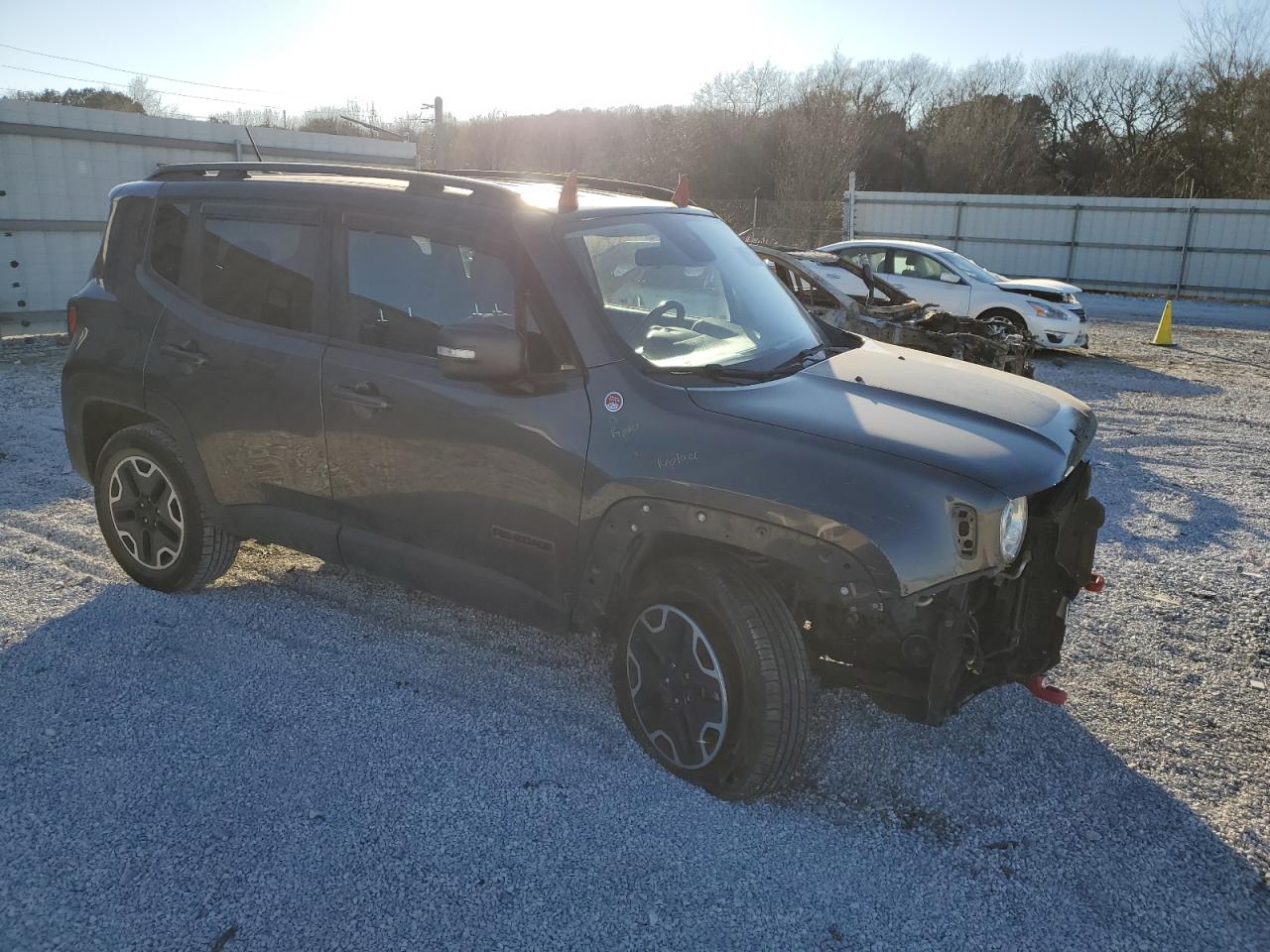 2017 Jeep Renegade - Image 4