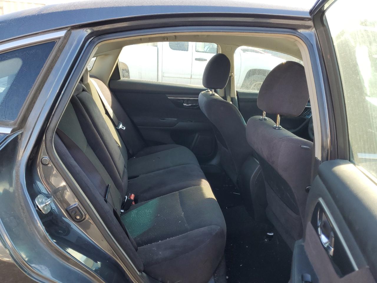 2013 Nissan Altima - Image 10