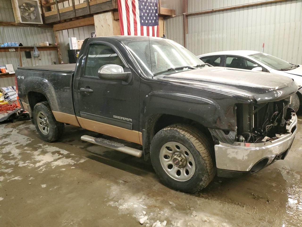 2013 GMC Sierra - Image 4