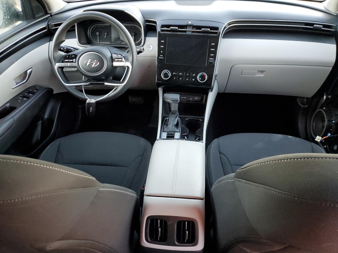 2023 Hyundai Tucson - Image 8