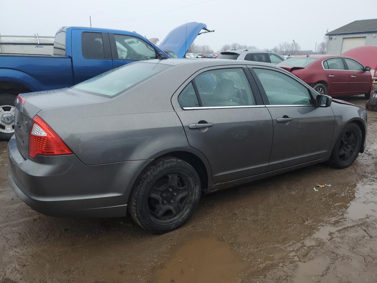 2010 Ford Fusion - Image 3