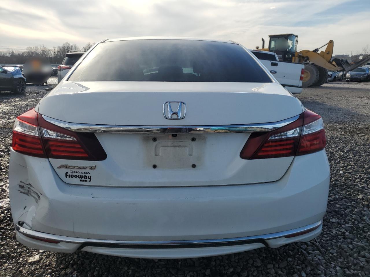 2017 Honda Accord - Image 6