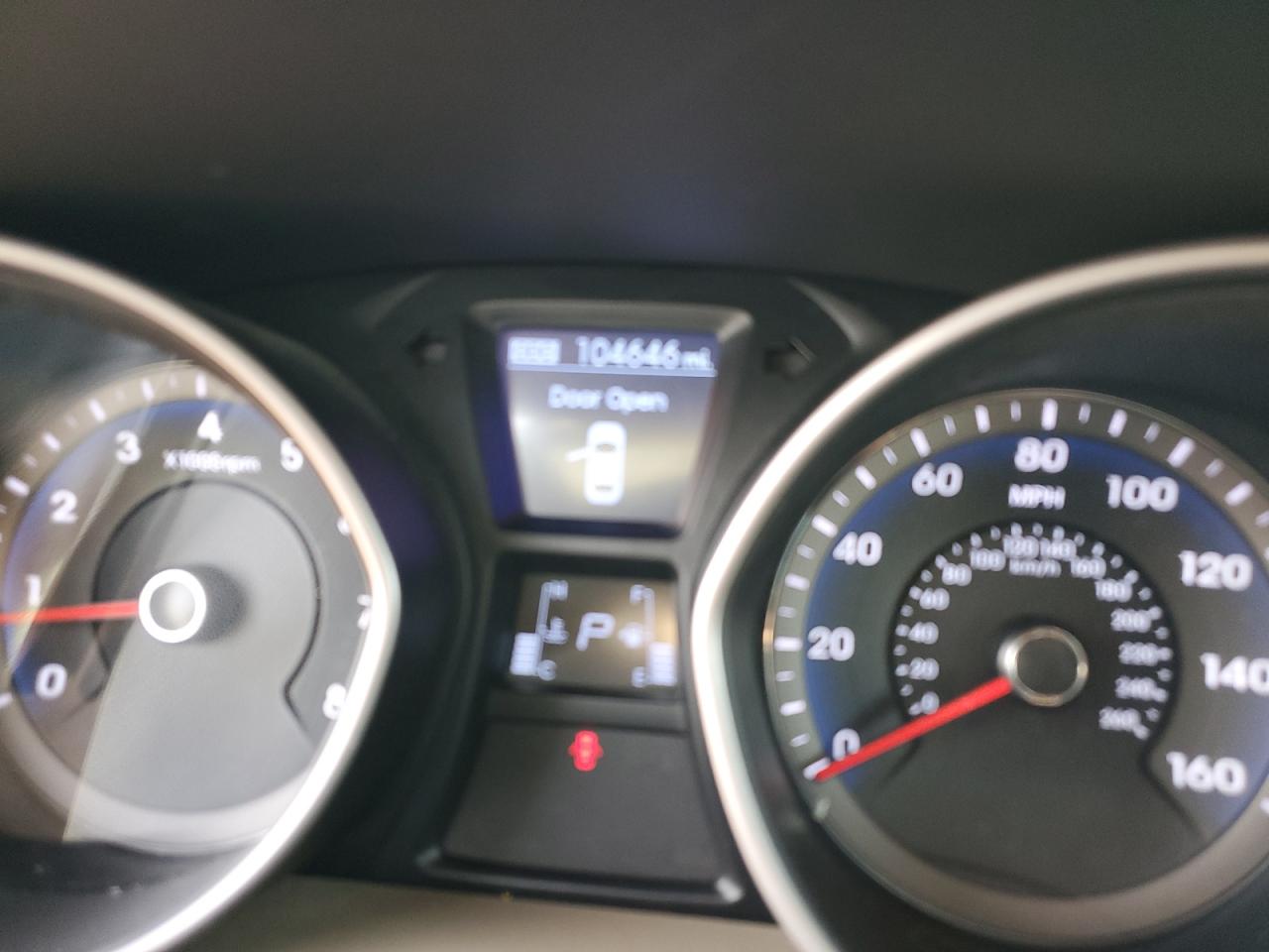2013 Hyundai Elantra - Image 9