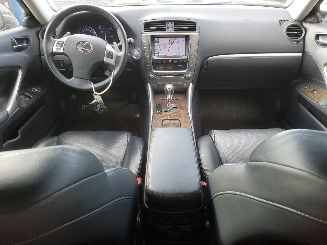 2012 Lexus IS - Image 8