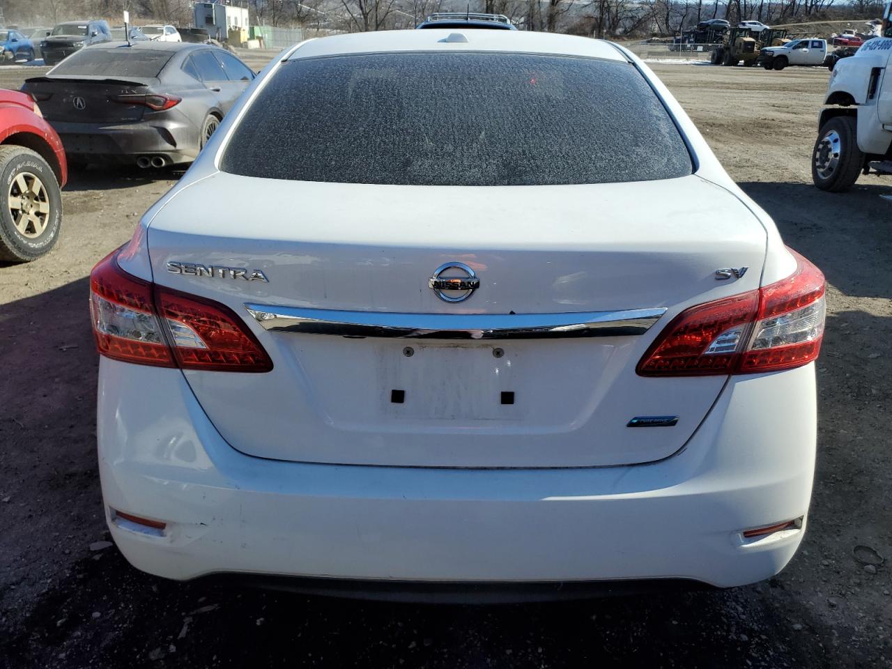 2014 Nissan Sentra - Image 6
