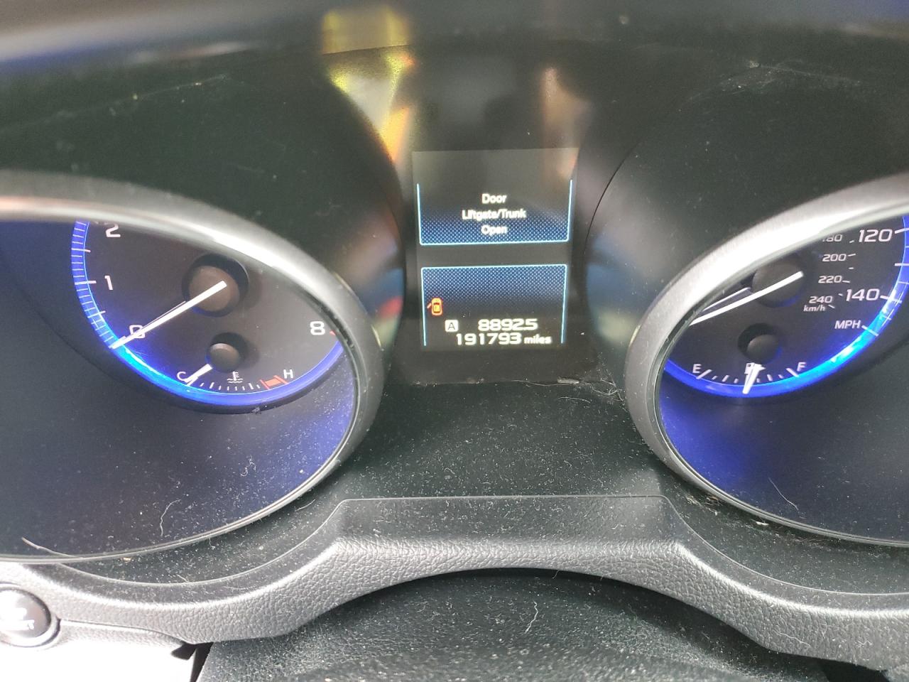 2015 Subaru Outback - Image 9