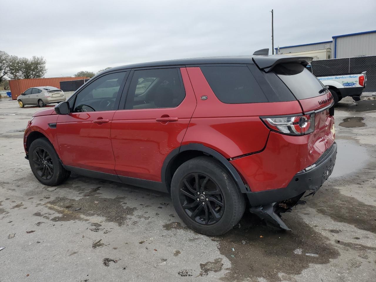 2019 Land Rover Discovery - Image 2