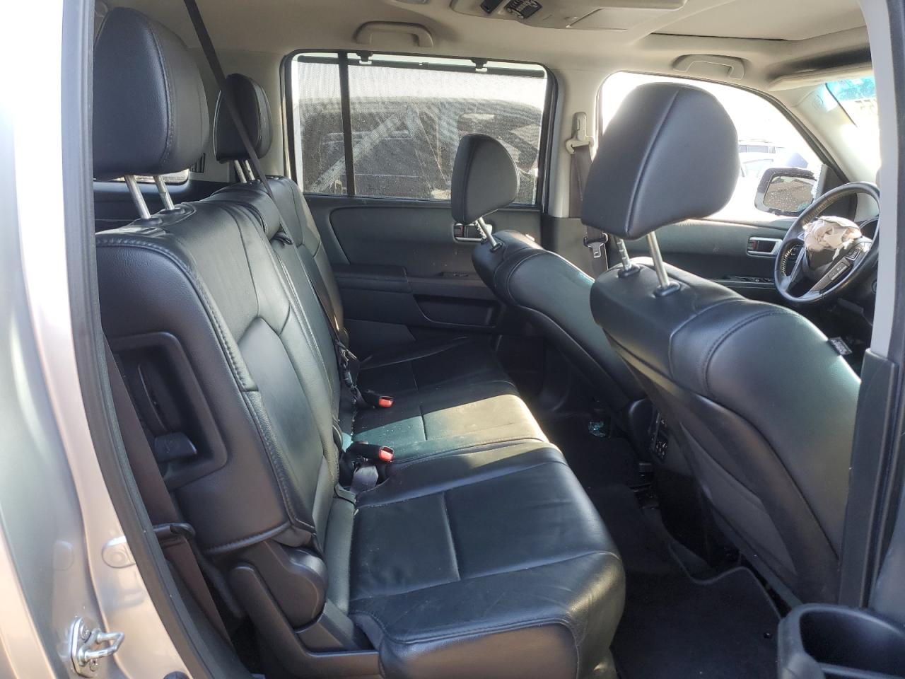 2014 Honda Pilot - Image 11