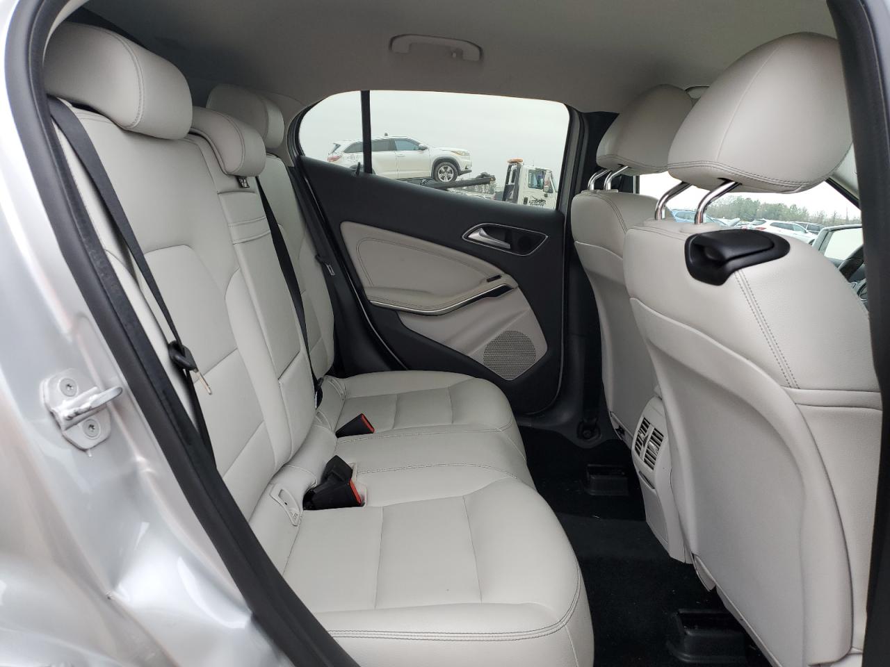 2016 Mercedes-Benz GLA-klasse - Image 11