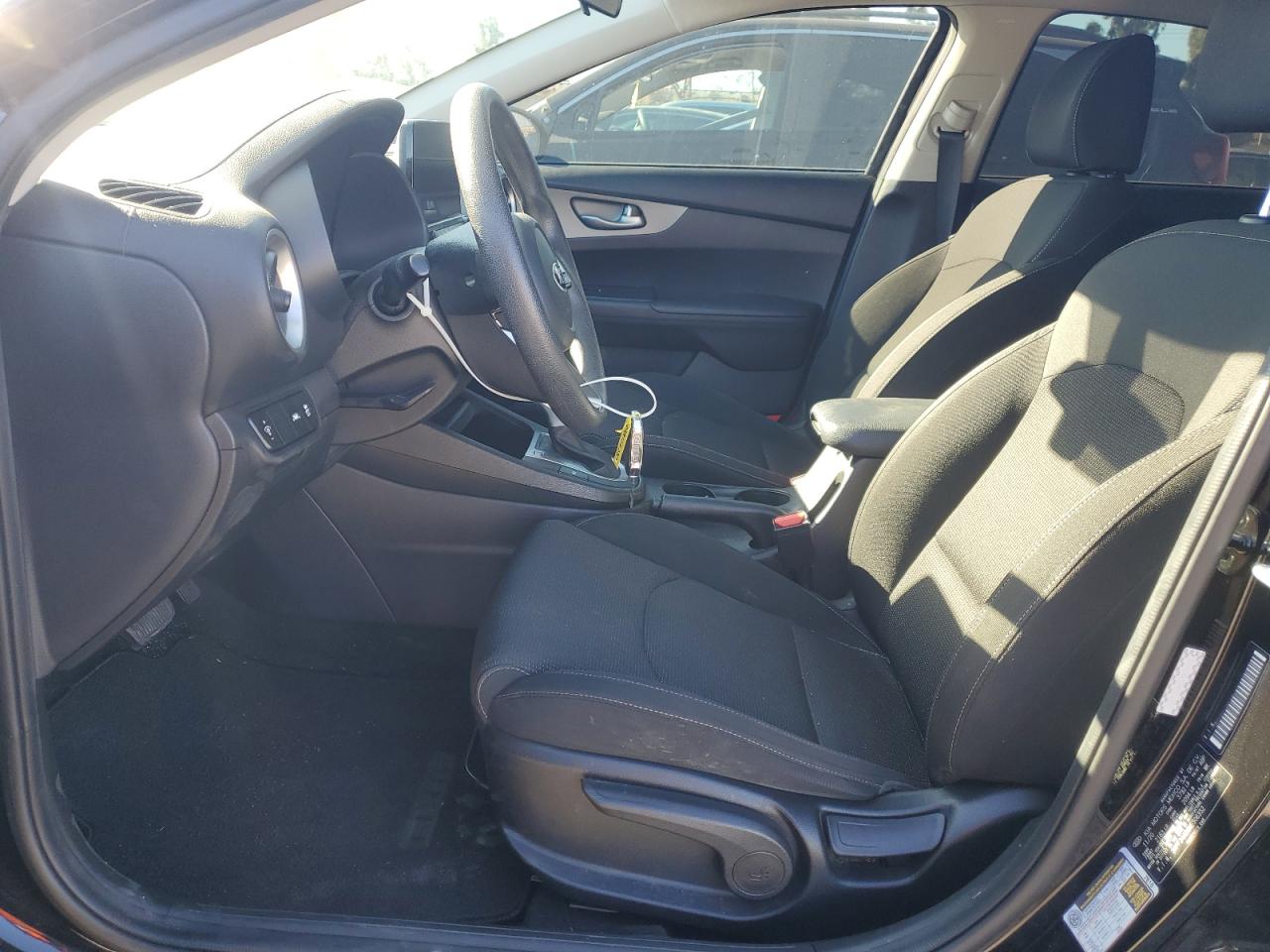 2021 Kia Forte - Image 7