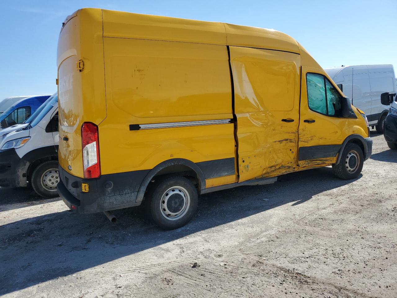 2022 Ford Transit - Image 3