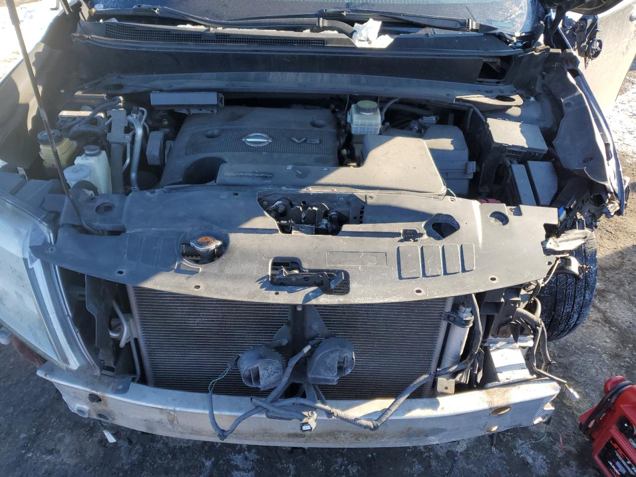 2014 Nissan Pathfinder - Image 13