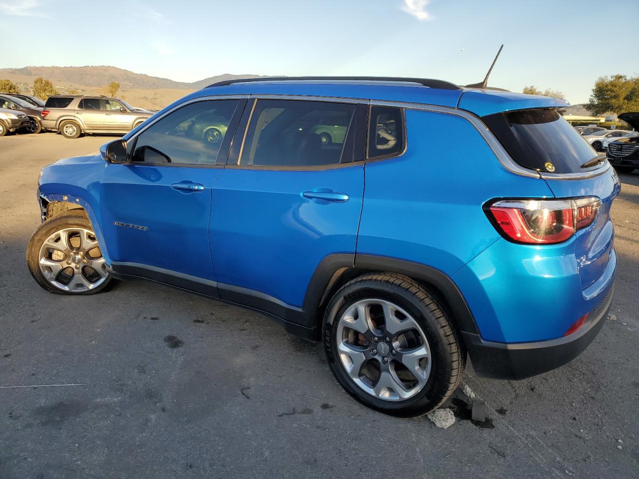 2020 Jeep Compass - Image 2