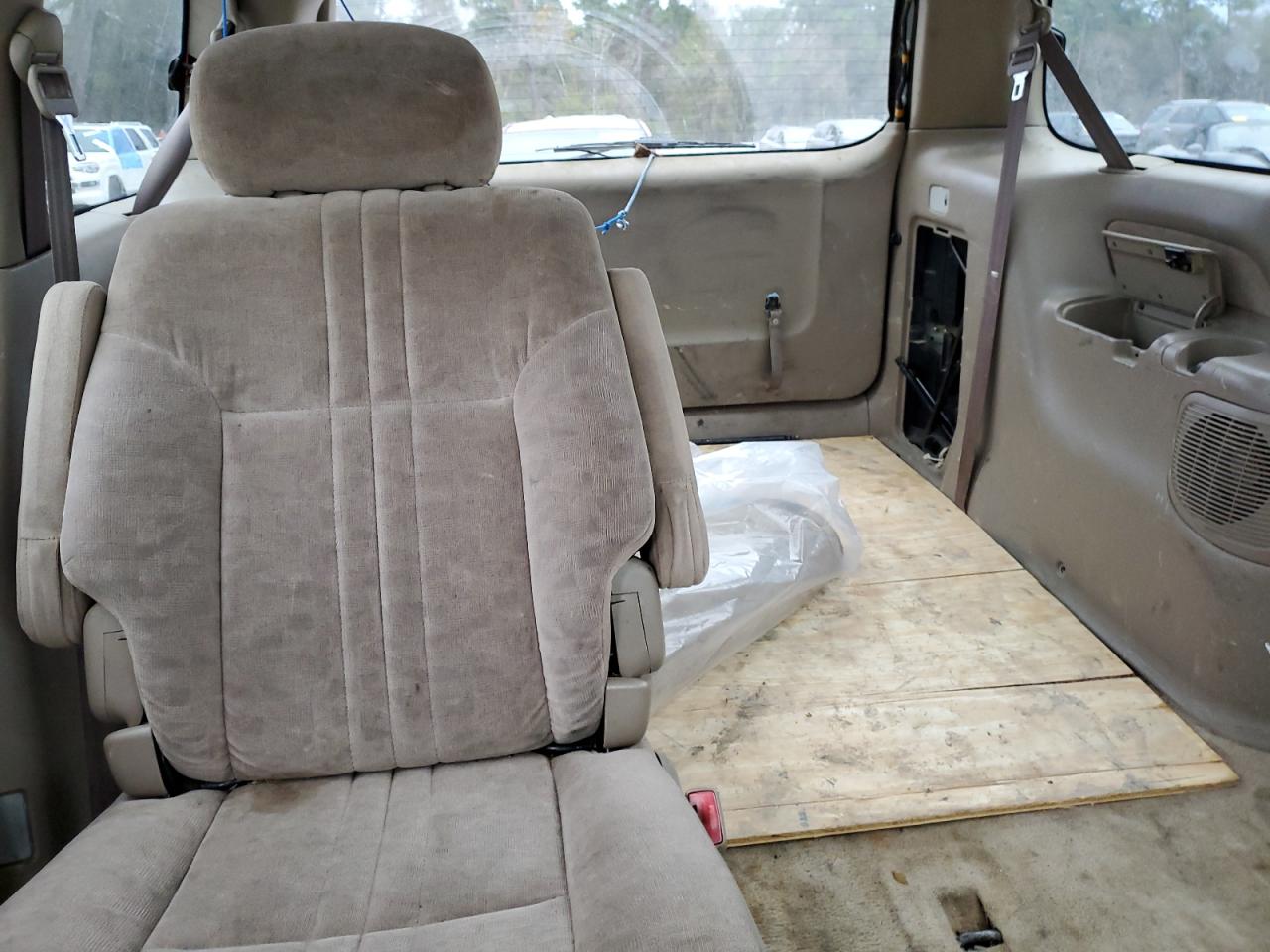 2002 Toyota Sienna - Image 11