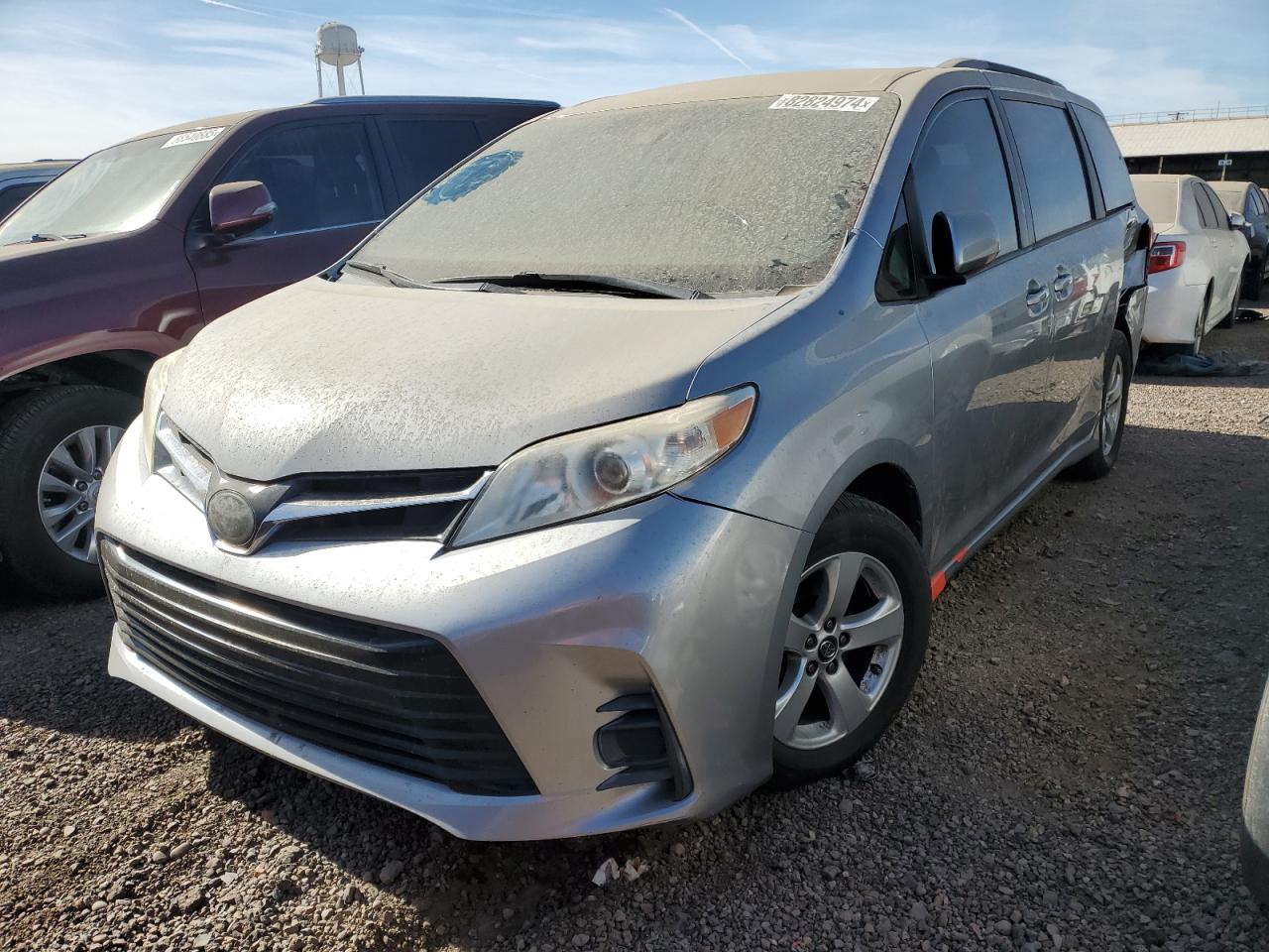 2018 Toyota Sienna - Image 1