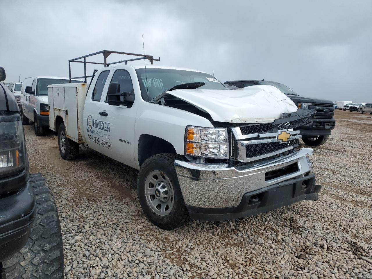 2011 Chevrolet Silverado - Image 4