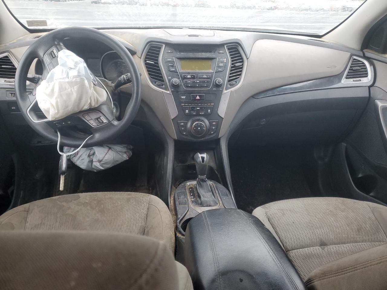 2013 Hyundai Santa Fe - Image 8