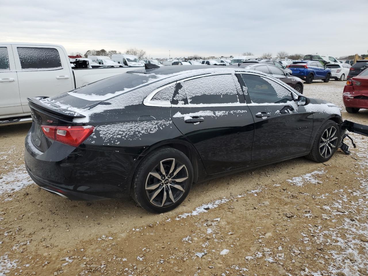 2022 Chevrolet Malibu - Image 3