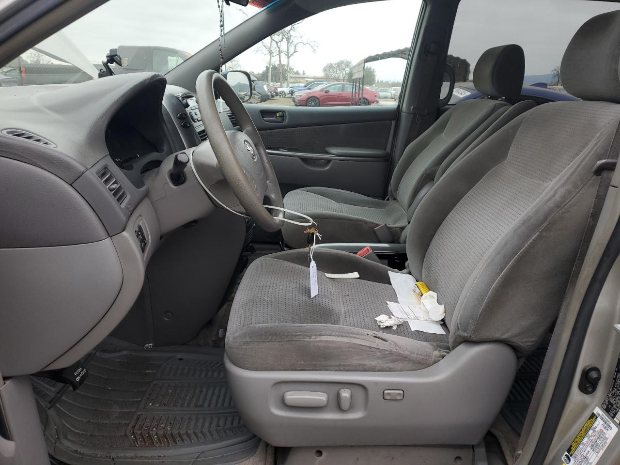 2006 Toyota Sienna - Image 7