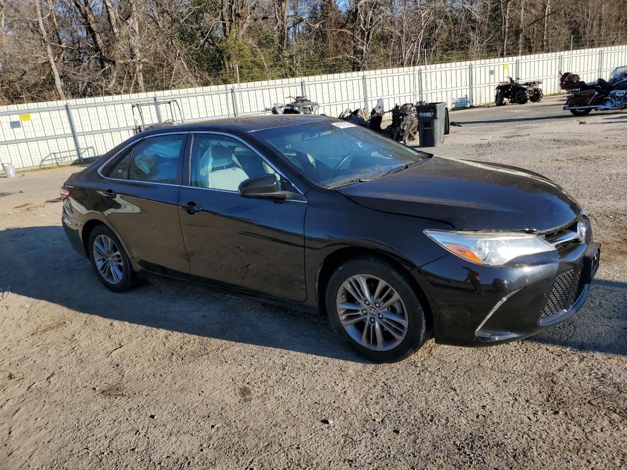 2017 Toyota Camry - Image 4