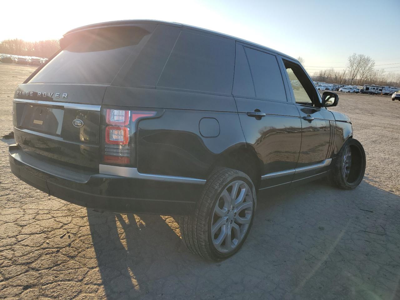 2017 Land Rover Range Rover - Image 3