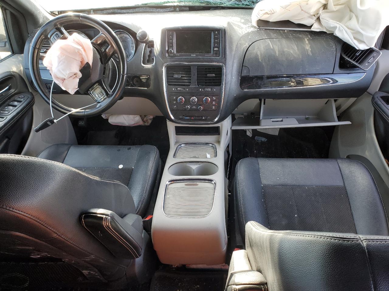 2019 Dodge Caravan - Image 8