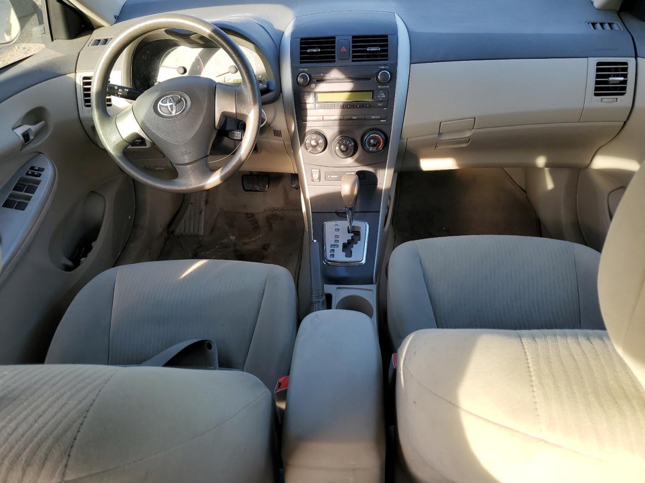 2010 Toyota Corolla - Image 8