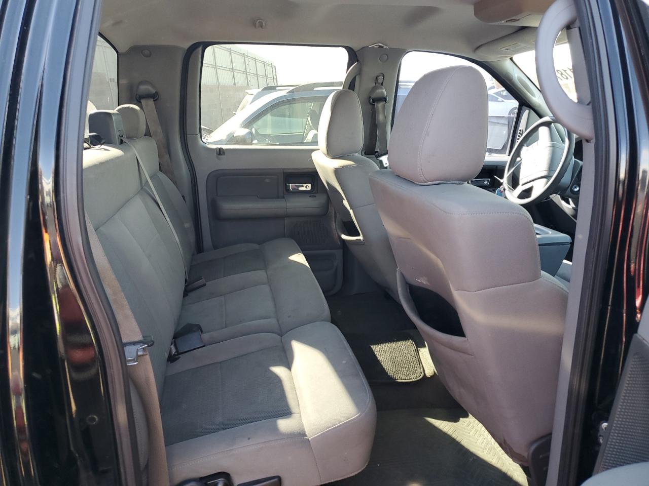 2006 Ford F-150 - Image 10