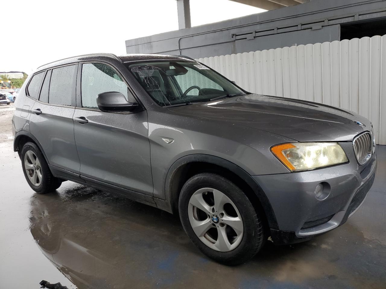 2011 BMW X3 - Image 4