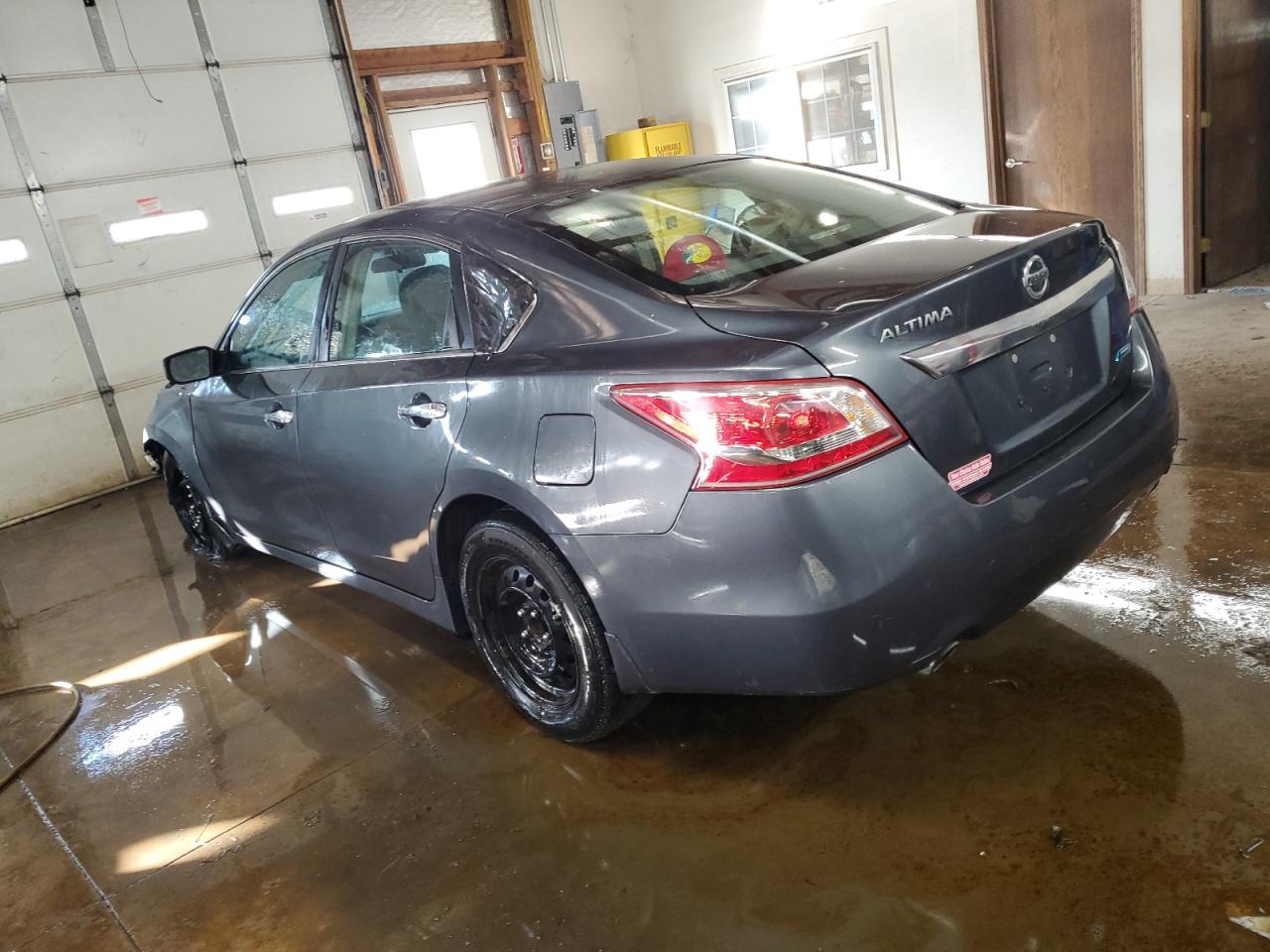 2013 Nissan Altima - Image 2