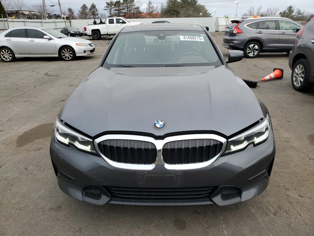 VIN WBA5R7C52KFH05796 2019 BMW 3 SERIES no.5