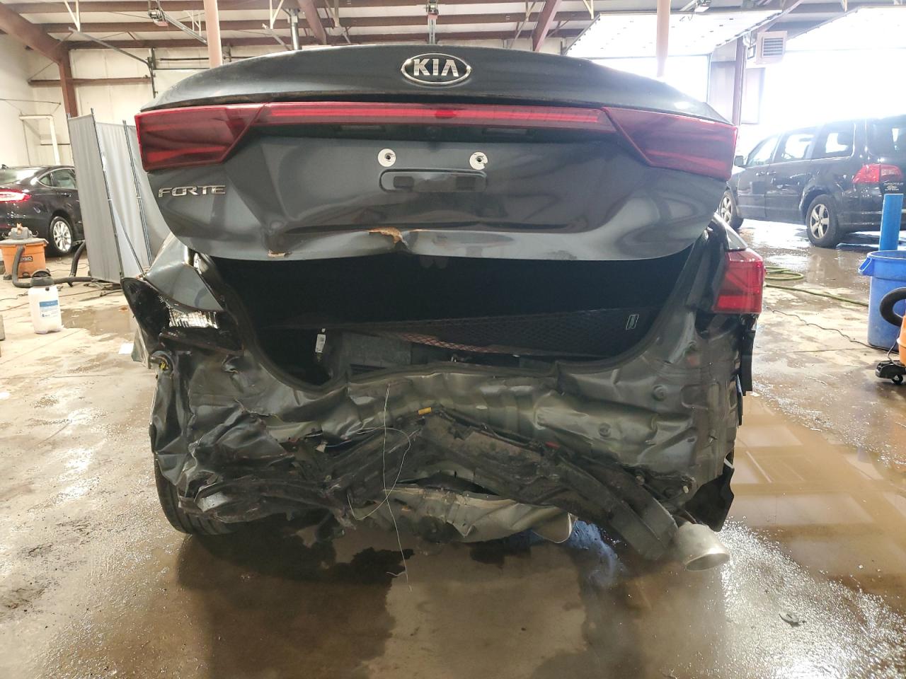 2020 Kia Forte - Image 6