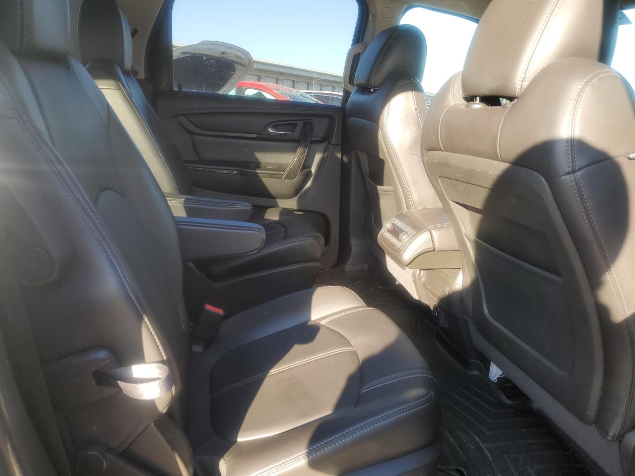 2017 GMC Acadia - Image 11
