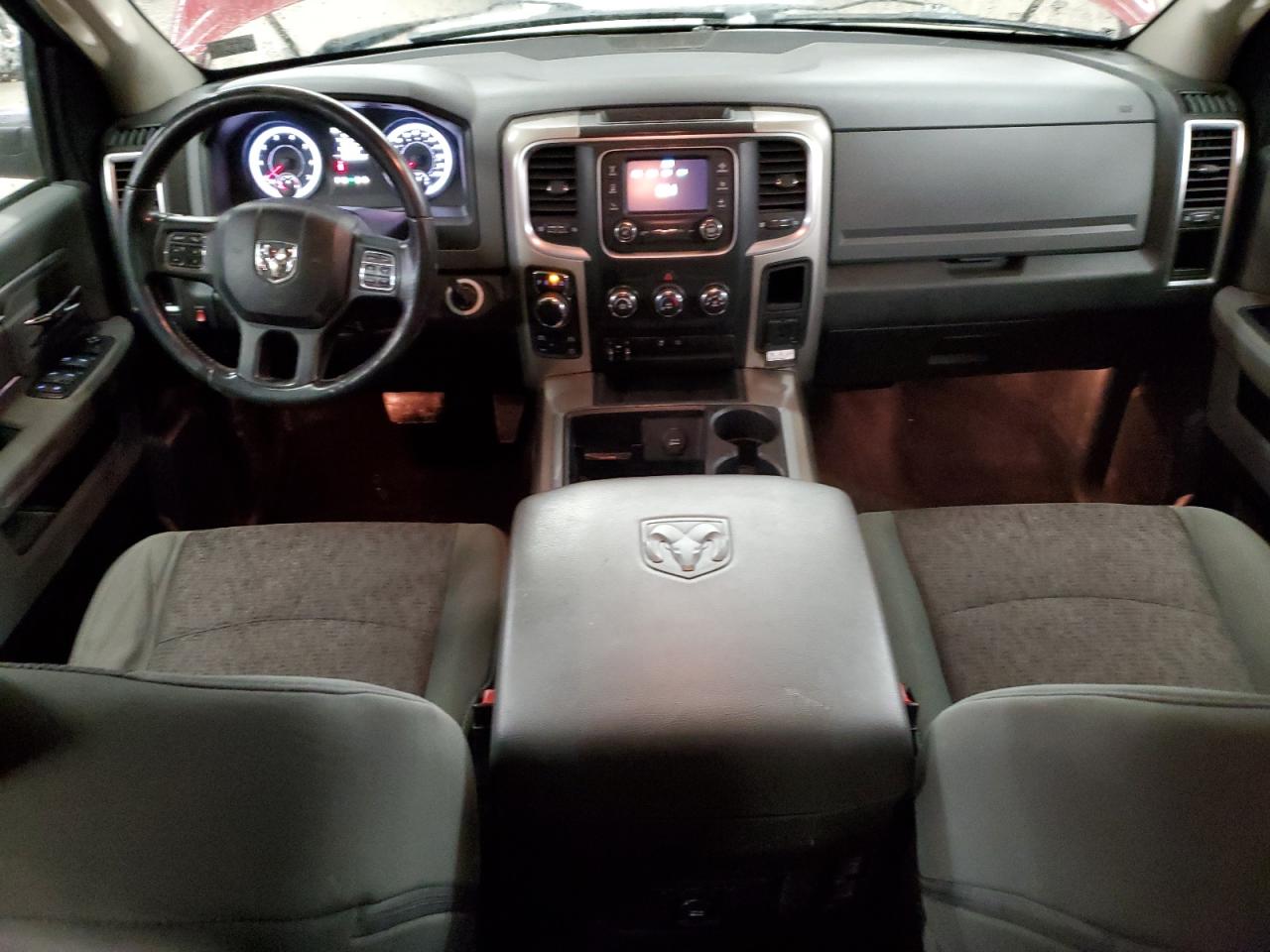 2015 RAM 1500 - Image 8