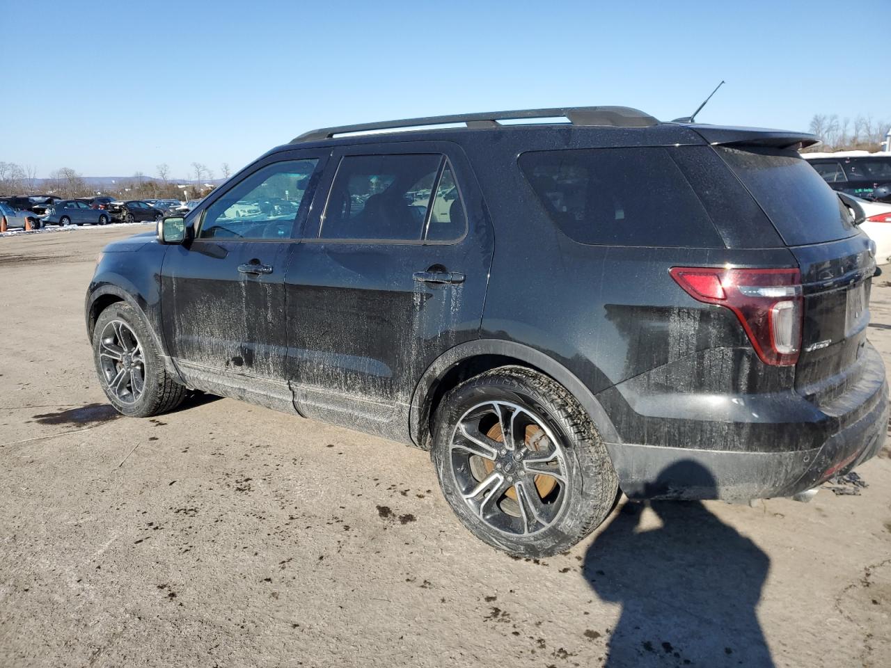 2015 Ford Explorer - Image 2