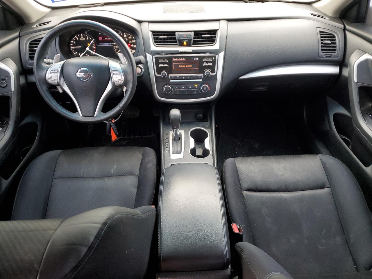2017 Nissan Altima - Image 8