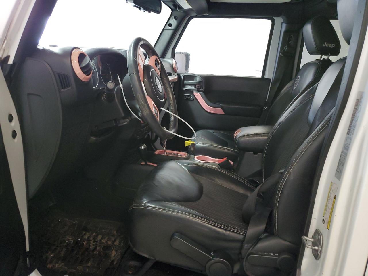2015 Jeep Wrangler - Image 7