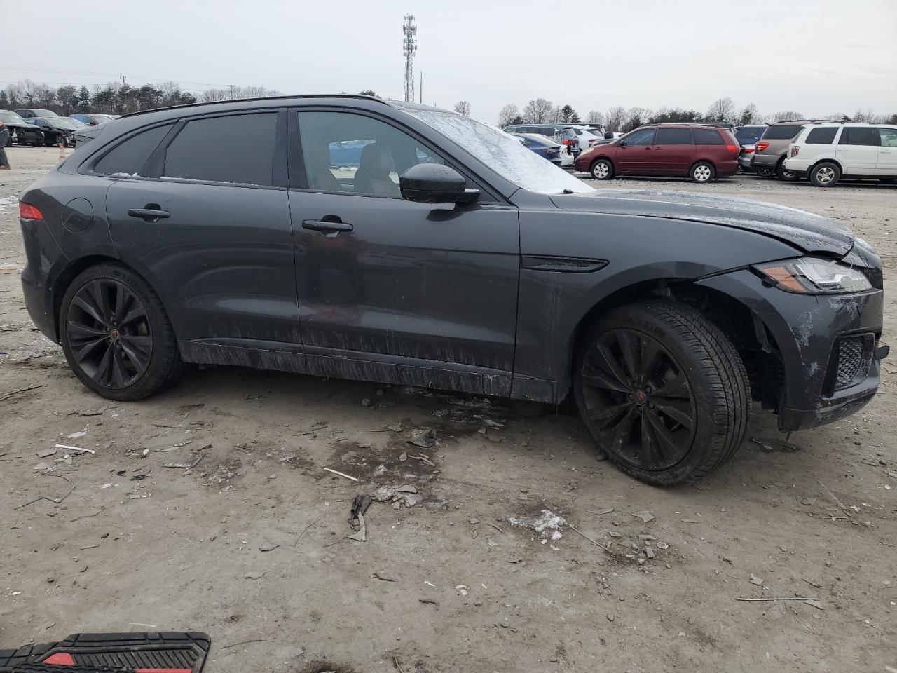 2018 Jaguar F-Pace - Image 4