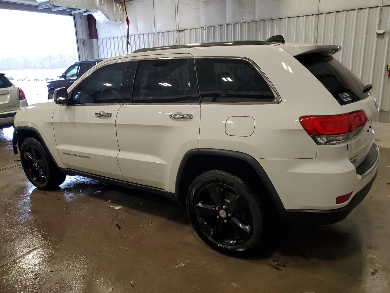 2015 Jeep Grand Cherokee - Image 2
