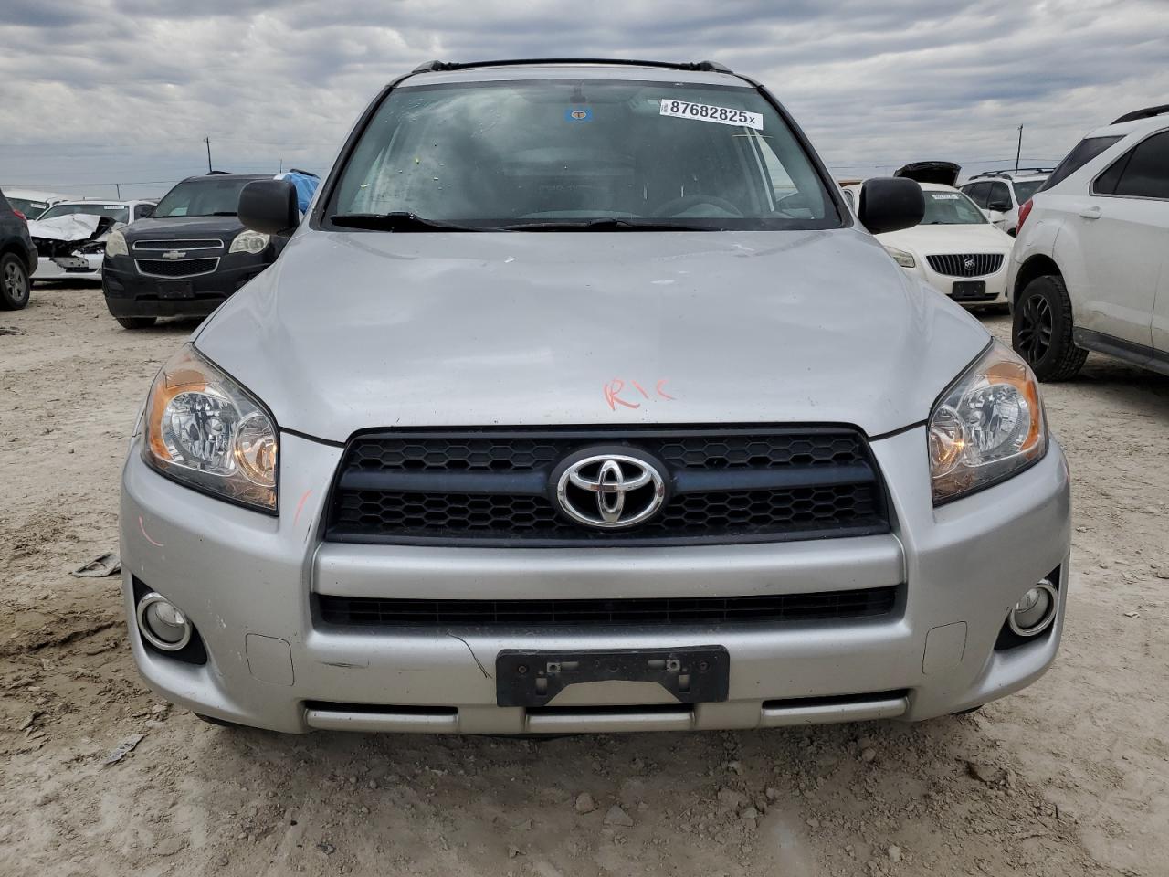 2011 Toyota RAV 4 - Image 5